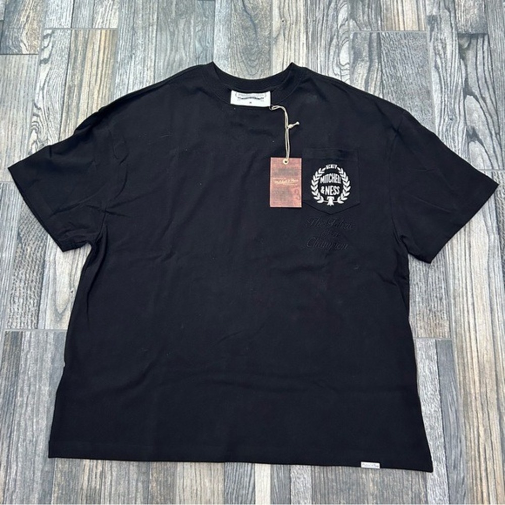 🔥 NWT Mitchell & Ness The Fabric of a Champion Black Oversized Heavyweight Tee